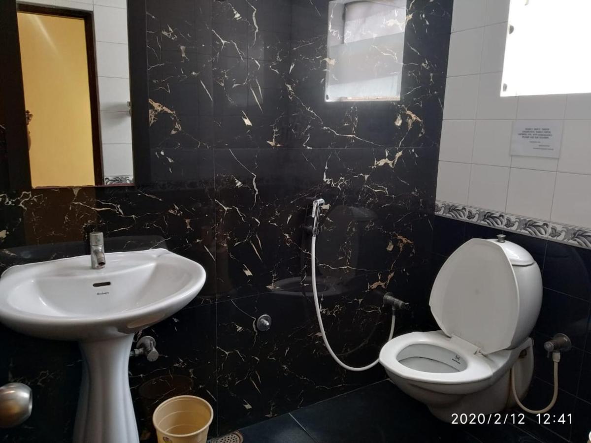חסן Suvarna Regency מראה חיצוני תמונה